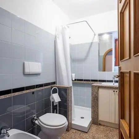 Residenza Latina -charme & Relax וילה רומא